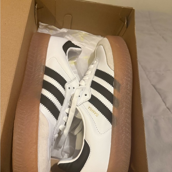 Adidas Samba White Black Gum Sole Sneakers - Picture 6 of 7